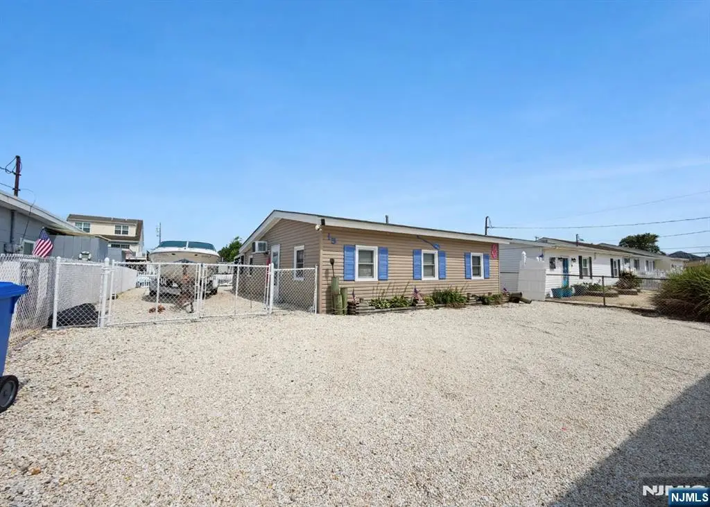 15 Beverly Lane, Beach Haven West, NJ 08050 - #1