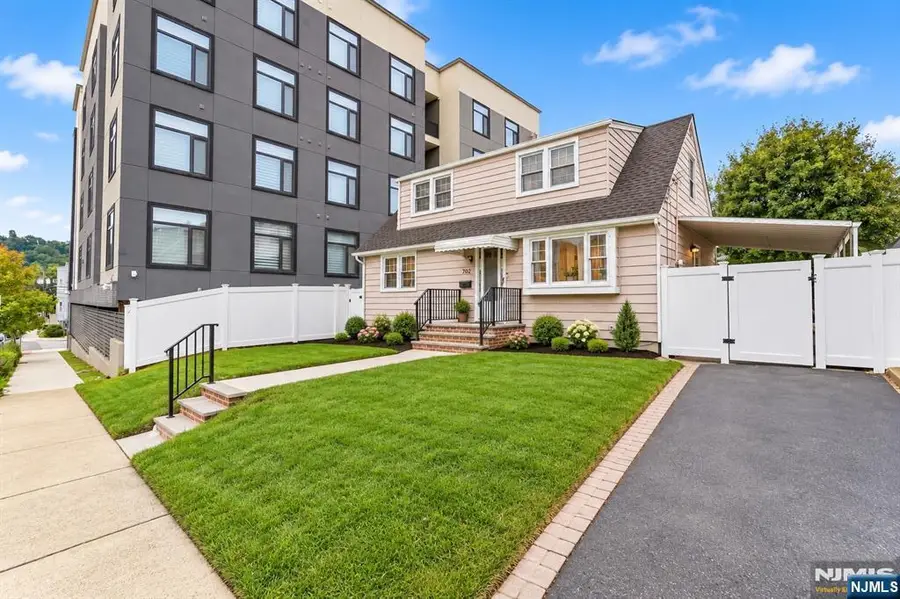 275-279 Dakota Street, Paterson, NJ 07503 - #2