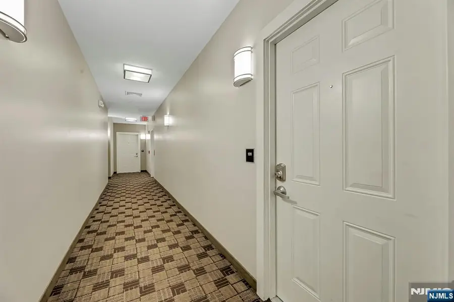 1109 Riverview Avenue 109, Englewood, NJ 07631 - #2