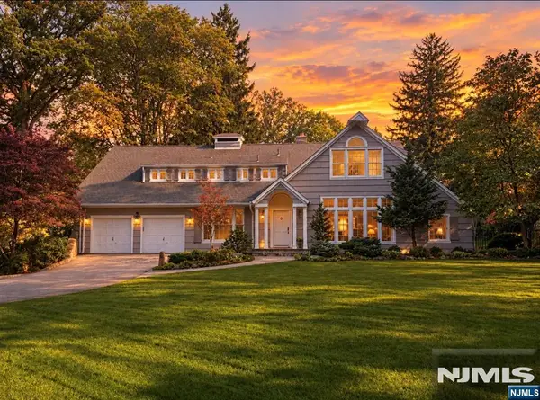 15 Duck Pond Road, Demarest, NJ 07627