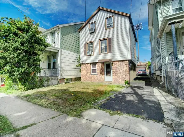 515 Monroe Street, Orange, NJ 07050