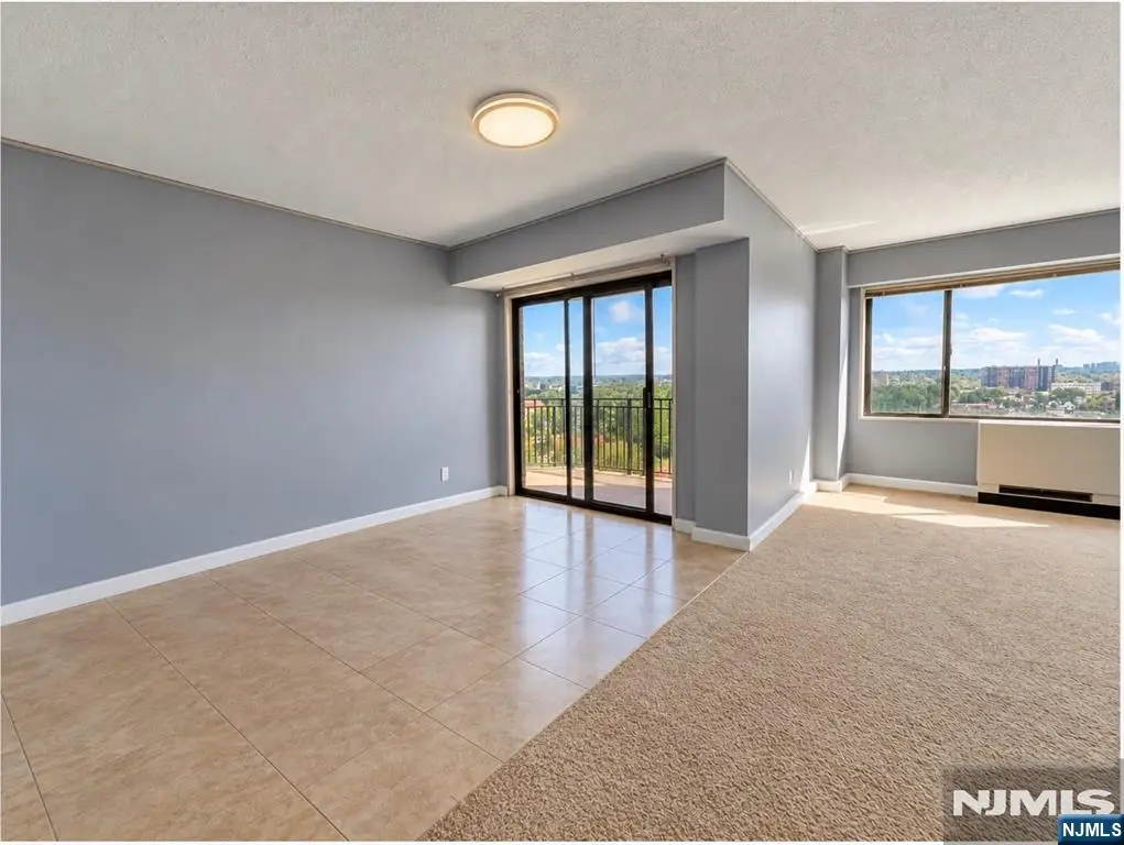150 Overlook Avenue 8D, Hackensack, NJ 07601 - #1