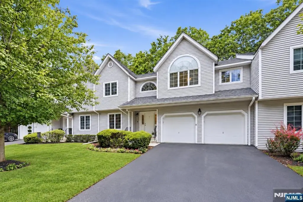 3 Drake Drive 3, Hillsdale, NJ 07642 - #1