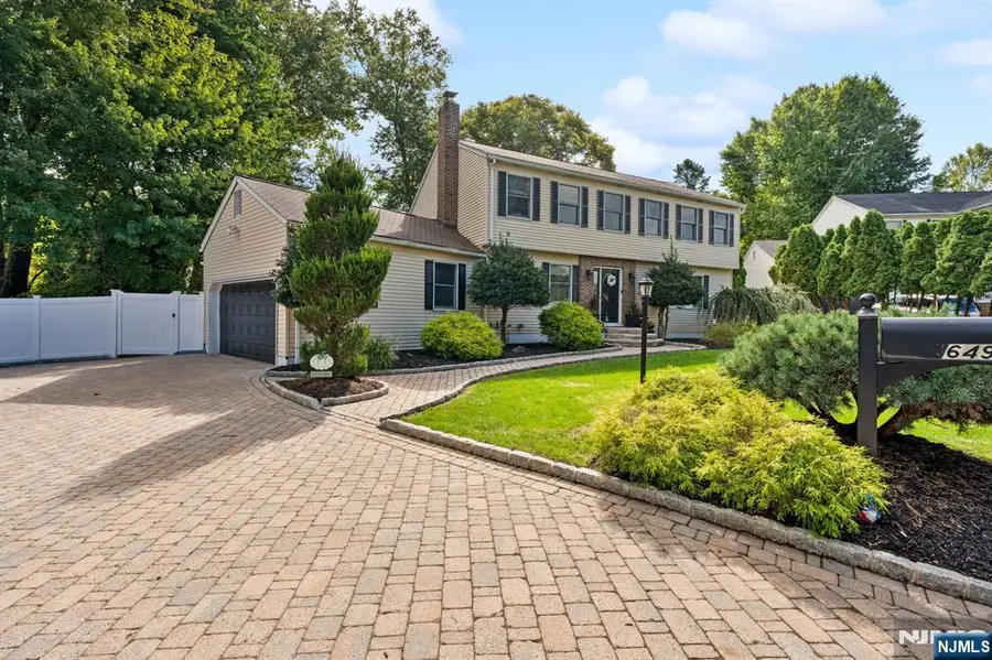 649 Alacci Way, River Vale, NJ 07675 - #3