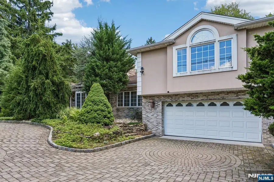 186 Laauwe Avenue, Preakness, NJ 07470 - #2