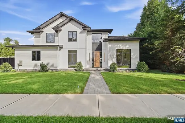295 Schraalenburgh Road, Haworth, NJ 07641