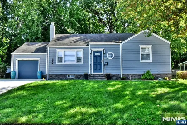 374 Leonard Drive, New Milford, NJ 07646