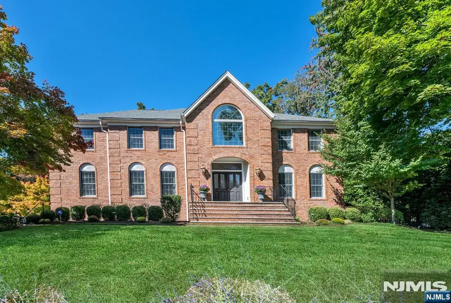 402 Highland Avenue, Ridgewood, NJ 07450 - #3