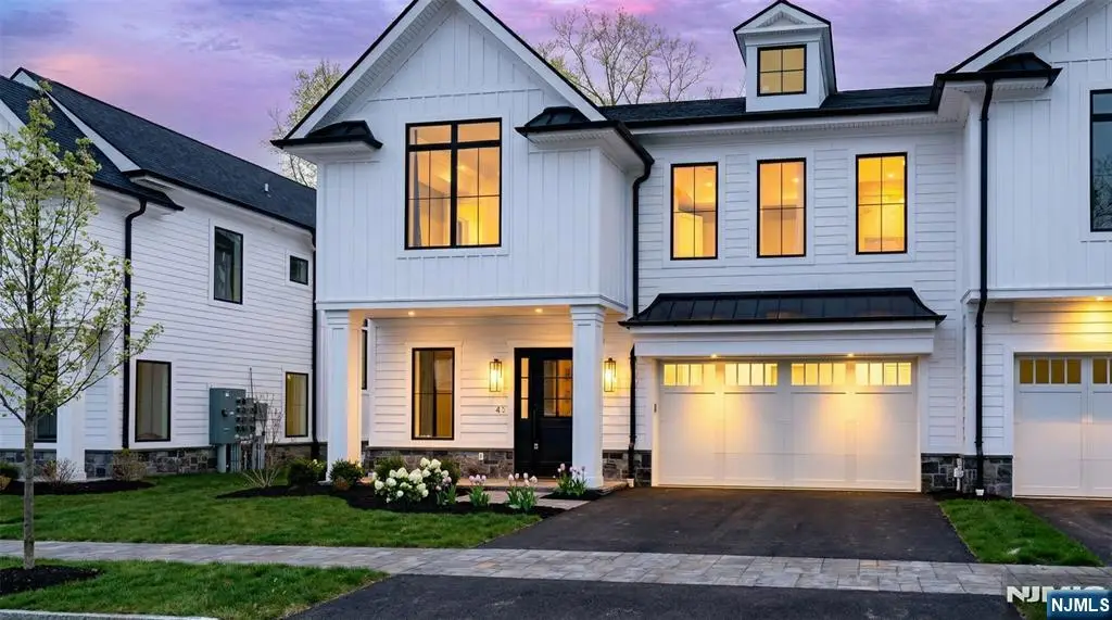 16-18 Paris Avenue 4, Rockleigh, NJ 07647 - #1
