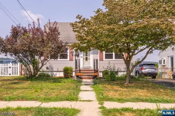 26 Edward Court, Clifton, NJ 07011