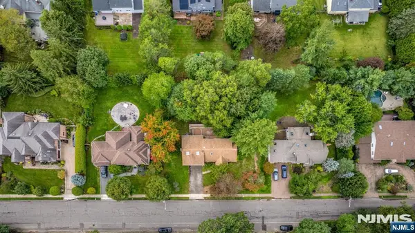 214 Anderson Avenue, Closter, NJ 07624