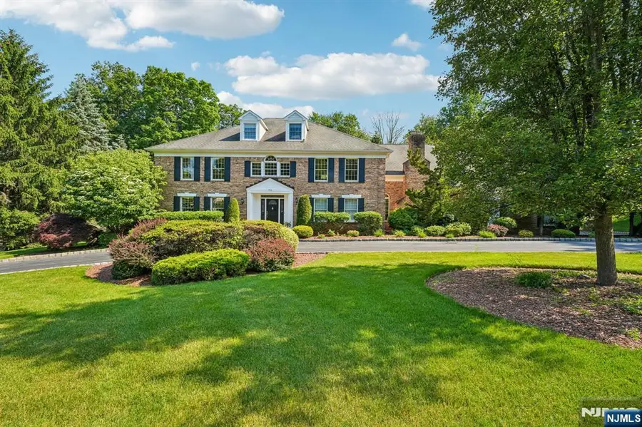 416 Devonshire Drive, Franklin Lakes, NJ 07417 - #2
