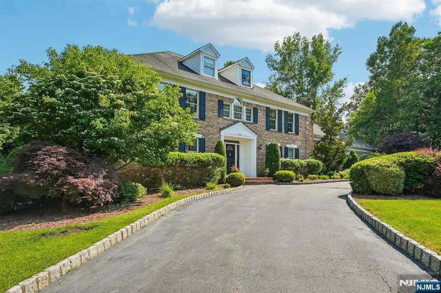 416 Devonshire Drive, Franklin Lakes, NJ 07417 - #3