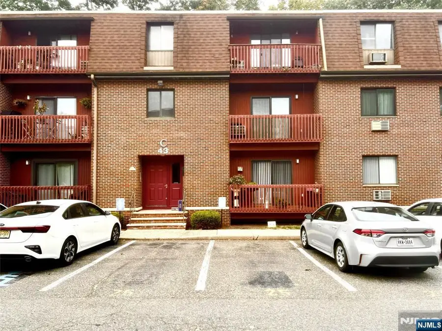 666 Mill Street C8, Belleville, NJ 07109 - #2