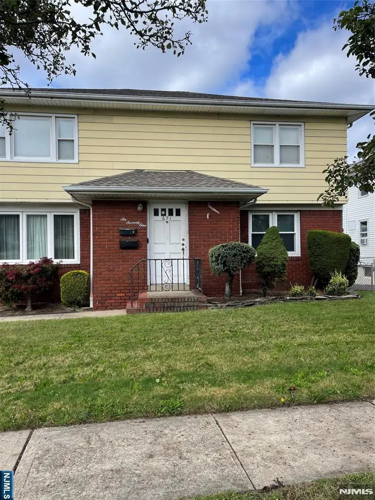 671 Chase Avenue, Lyndhurst, NJ 07071 - #1