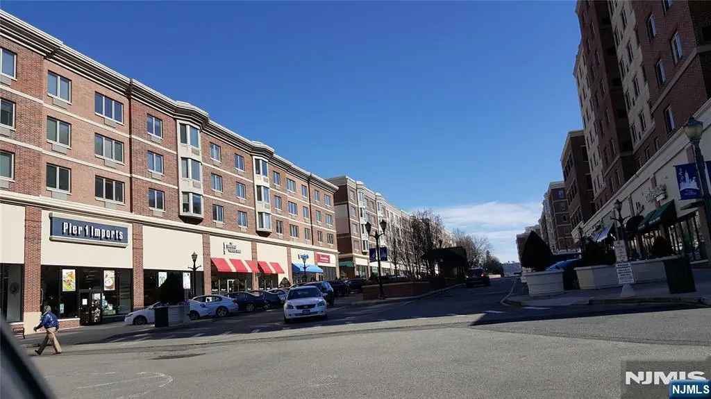 6104 City Place, Edgewater, NJ 07020 - #1