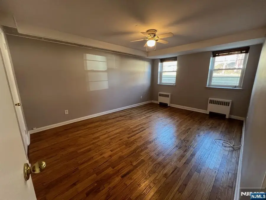 24 Hutton Avenue 80, West Orange, NJ 07052 - #3