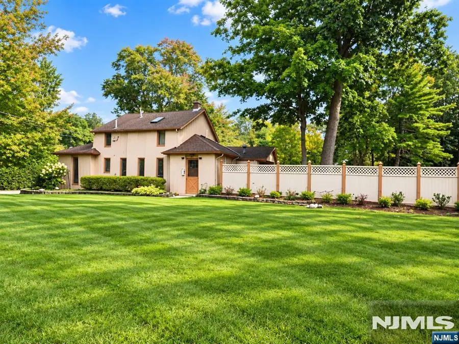 830 Circle Avenue, Franklin Lakes, NJ 07417 - #2