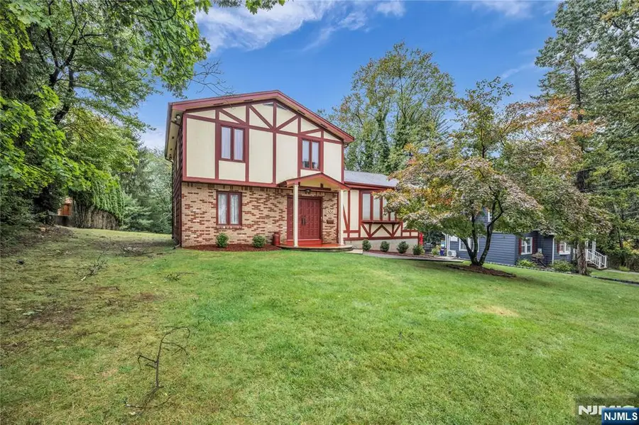 209 Cedar Street, Cedar Grove, NJ 07009 - #2
