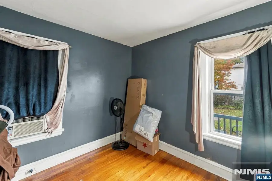 25 Central Boulevard, Palisades Park, NJ 07650 - #2