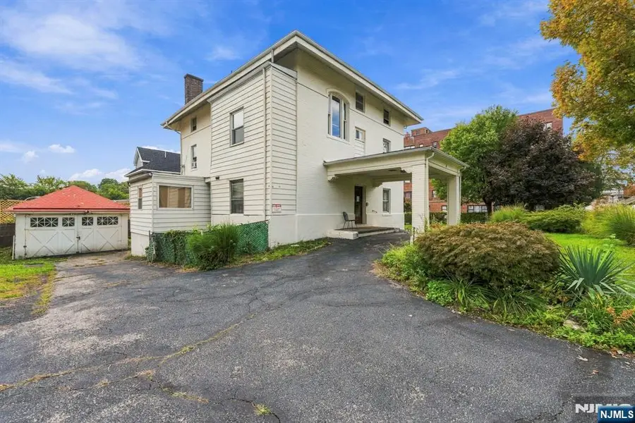 72 Munn Avenue, East Orange, NJ 07017 - #3