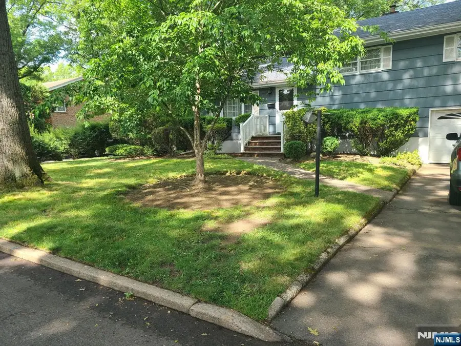 31 Arbor Drive, Ho Ho Kus, NJ 07423 - #2