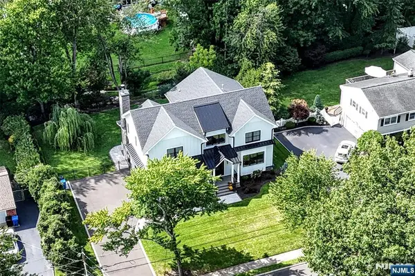 515 Hobart Road, Paramus, NJ 07652