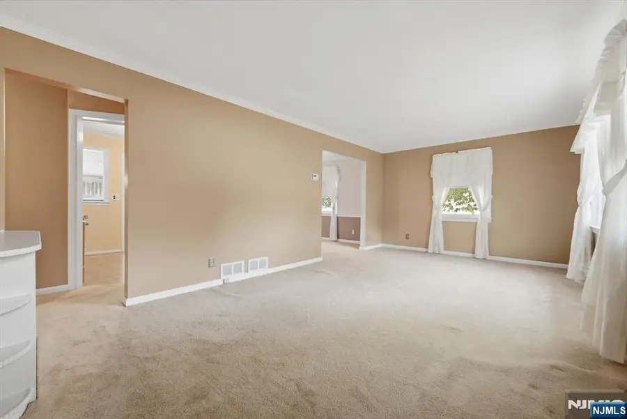 116 Grove Avenue, Verona, NJ 07044 - #3