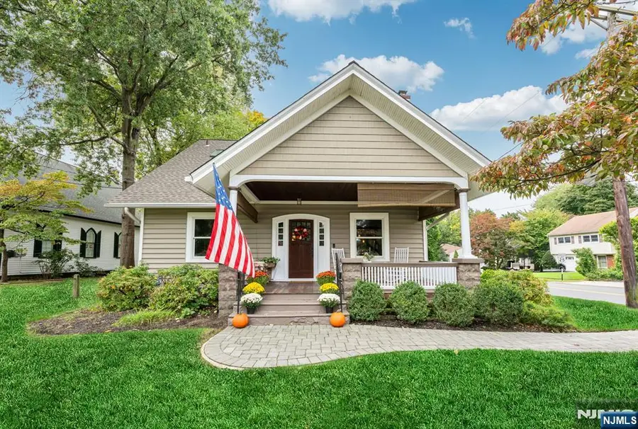 365 Walthery Avenue, Ridgewood, NJ 07450 - #2