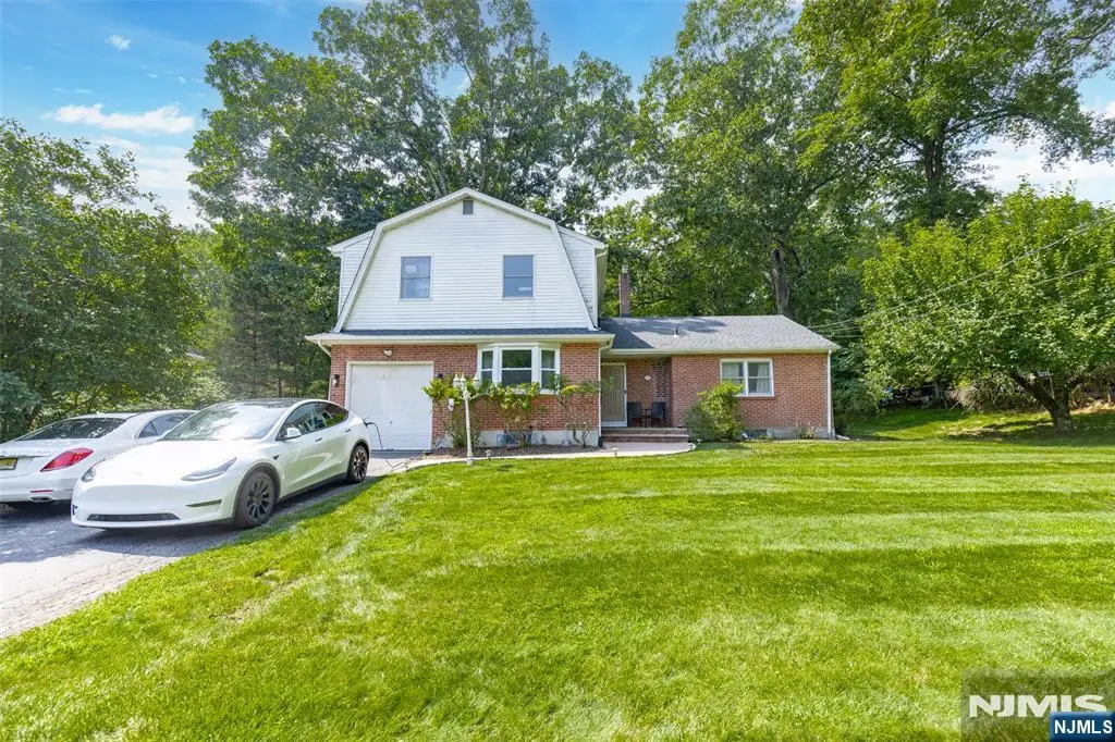 34 Andrew Avenue, Oakland, NJ 07436 - #1