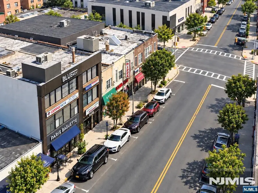 404 Broad Avenue, Palisades Park, NJ 07650 - #2