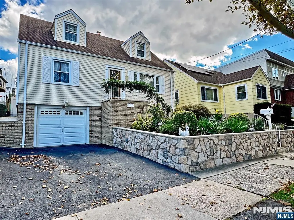 32 William Street, Kearny, NJ 07032 - #1