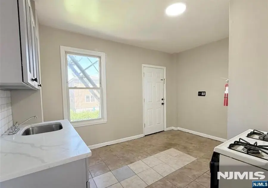 Address Withheld By Seller, Paterson, NJ 07501 - #3
