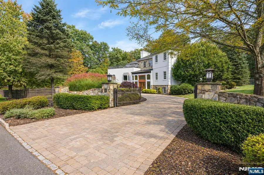 4 High Mountain Drive, Montville, NJ 07045 - #2