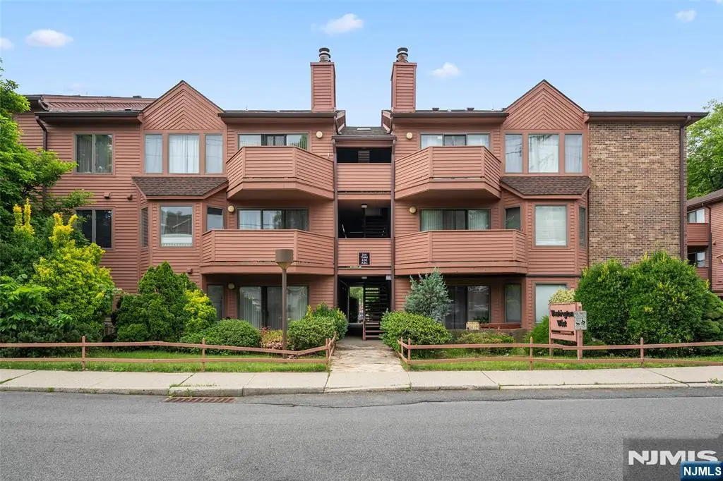 216A Washington Avenue, Fort Lee, NJ 07024 - #1