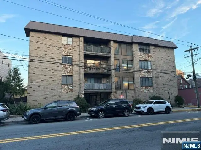 314 Palisades Avenue C4, Cliffside Park, NJ 07010 - #1