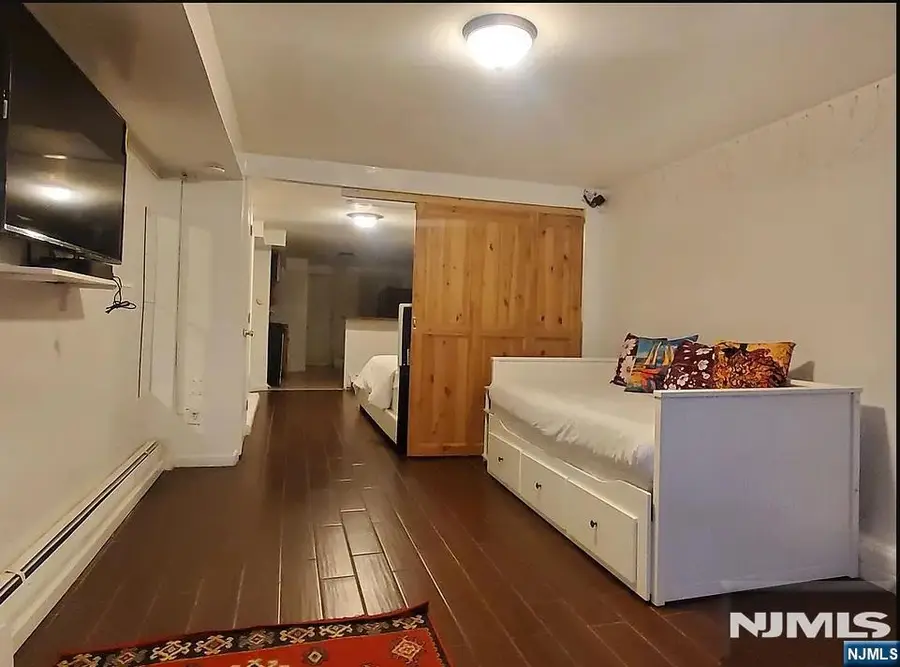 598 West Side Avenue, Jersey City, NJ 07304 - #3