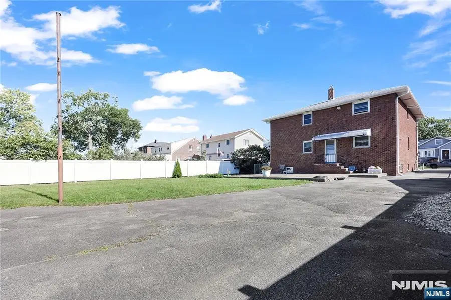 325 Grant Avenue, Lyndhurst, NJ 07071 - #2