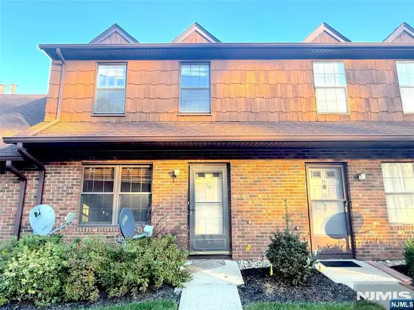 16B Quail Run 16B, Jamesburg, NJ 08831