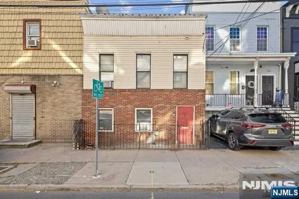 147 Lincoln Street, Jersey City, NJ 07307