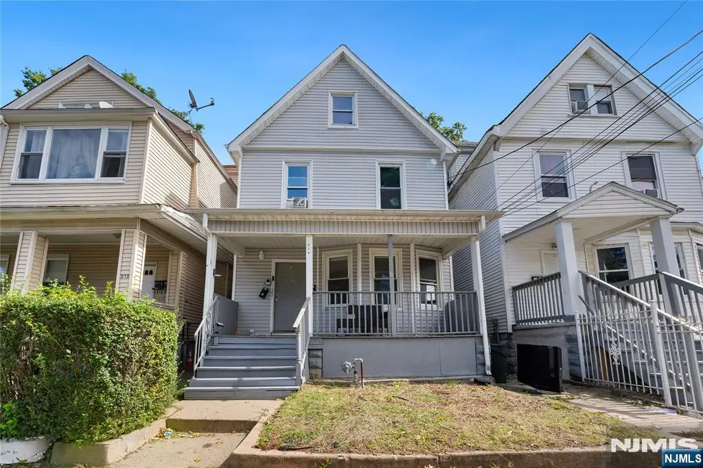 214 Smith Street, Newark, NJ 07106 - #1