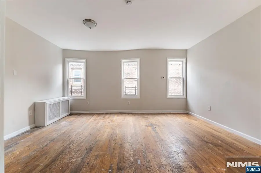 83 Tremont Avenue, Newark, NJ 07106 - #3