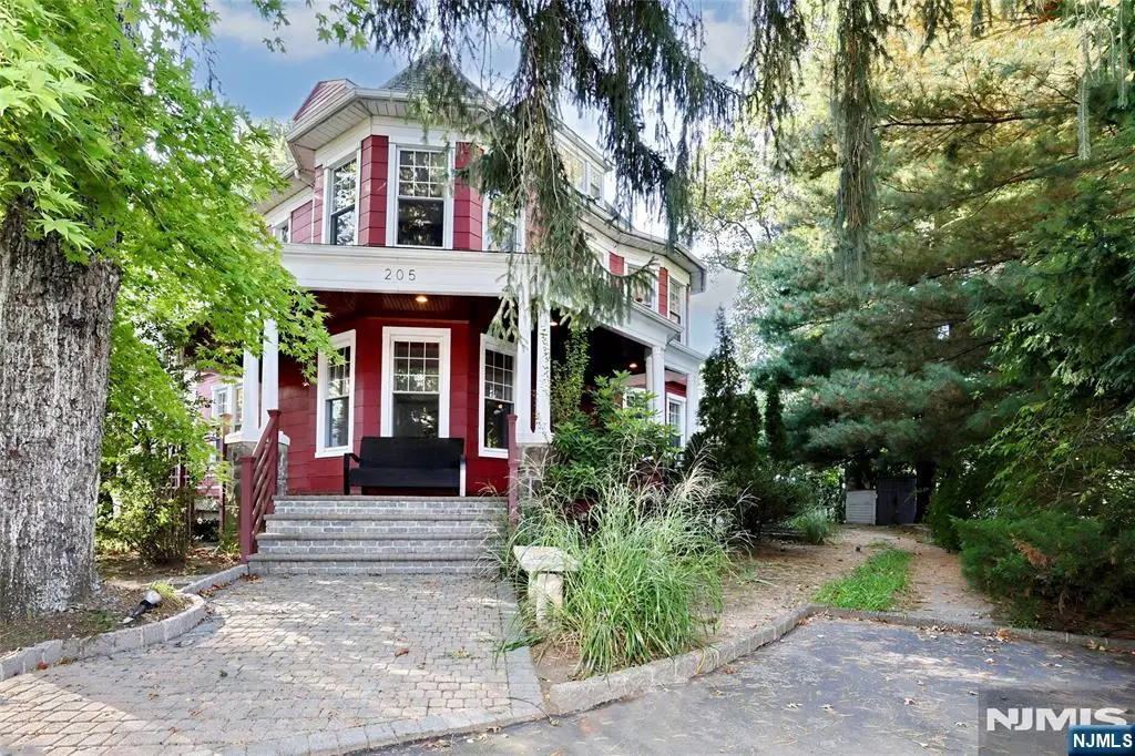 205 Grand Avenue, Leonia, NJ 07605 - #1