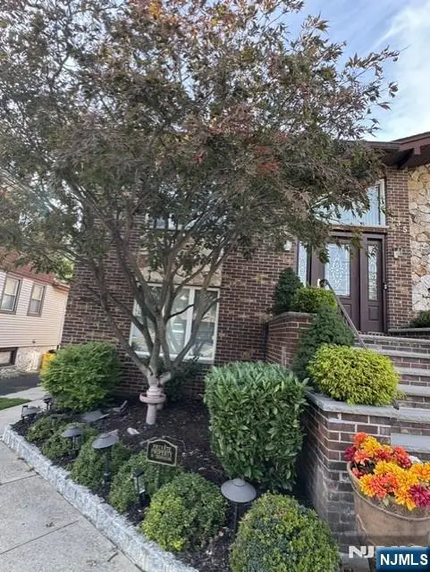 535 Hillside Avenue, Palisades Park, NJ 07650 - #2