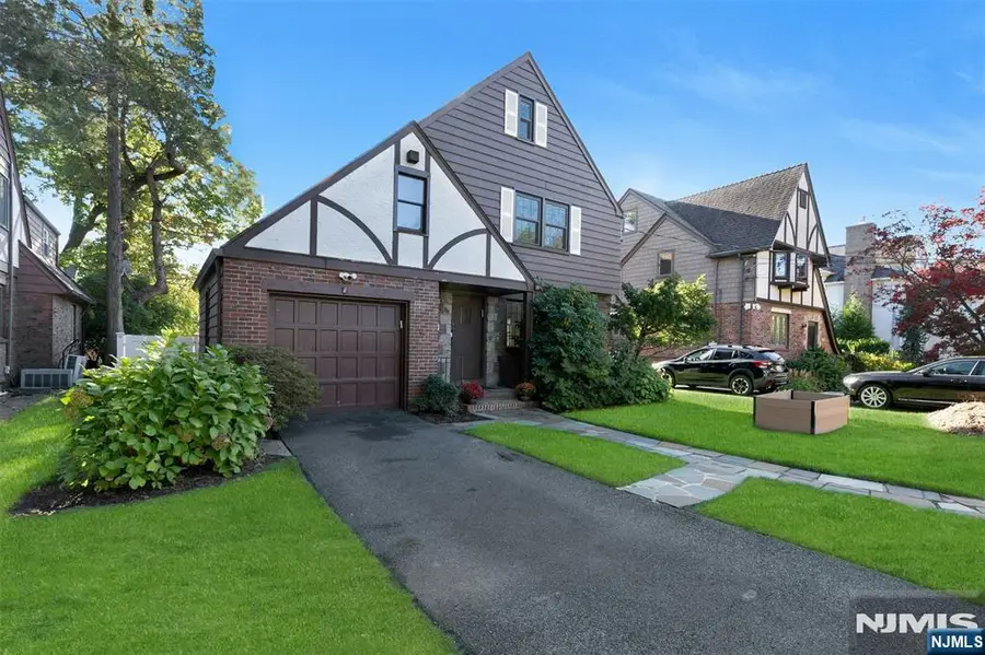 1325 Pennington Road, Teaneck, NJ 07666 - #2