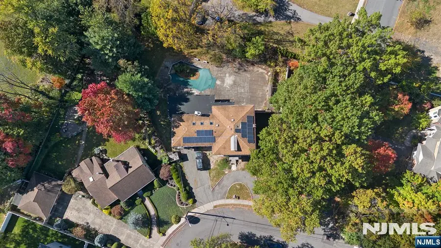 150 Lawrence Drive, Paramus, NJ 07652 - #3