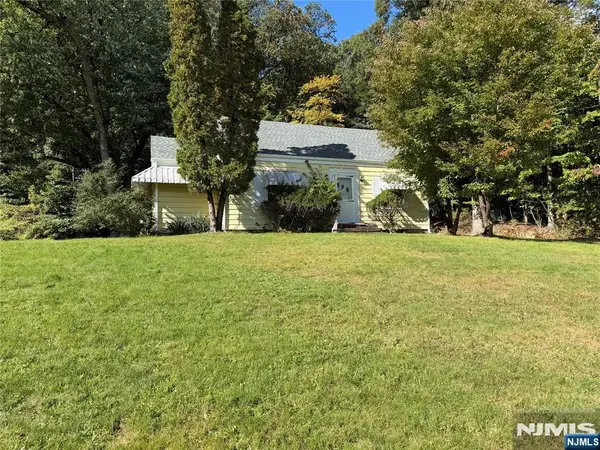 304 Goffle Road, Hawthorne, NJ 07506