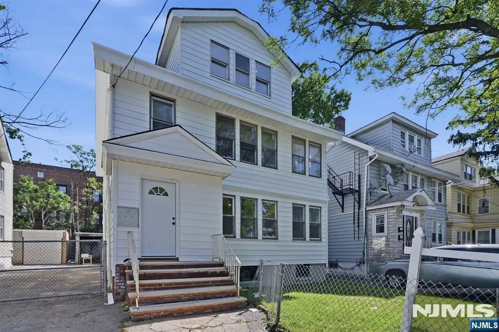 203-205 Hansbury, Newark, NJ 07112 - #1