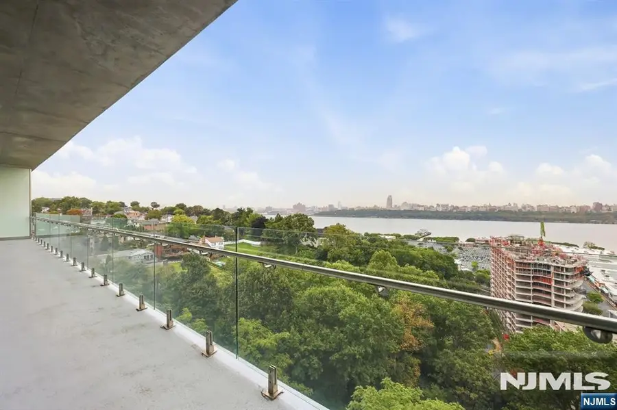 320 Adolphus Avenue 519, Cliffside Park, NJ 07010 - #2