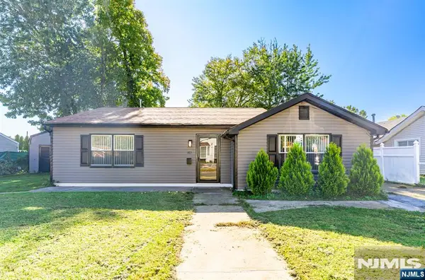 183 Greenwood Drive, Old Bridge, NJ 07735